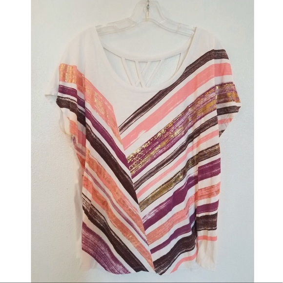 Lane Bryant Tops - LANE BRYANT DESIGN T-SHIRT